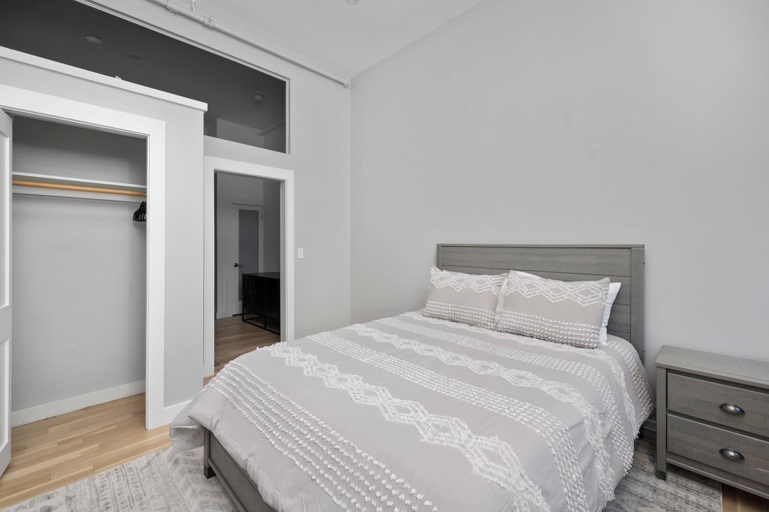Modern Remodeled Loft In Portlands Iconic Old Port Apartment Bagian luar foto