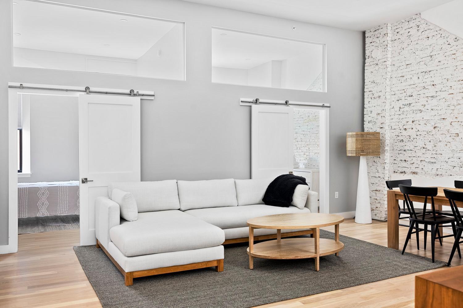 Modern Remodeled Loft In Portlands Iconic Old Port Apartment Bagian luar foto