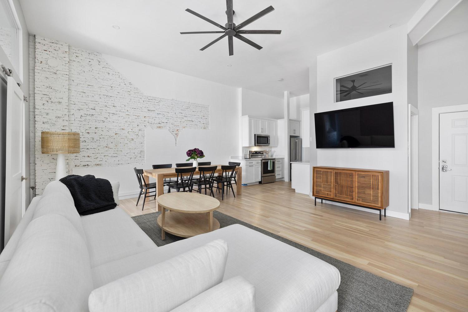 Modern Remodeled Loft In Portlands Iconic Old Port Apartment Bagian luar foto