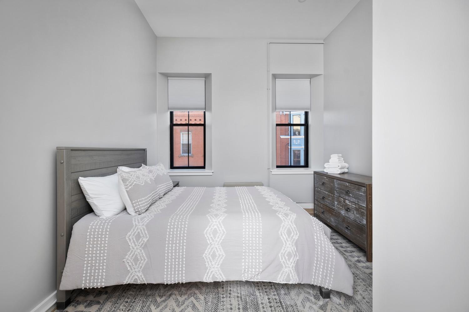 Modern Remodeled Loft In Portlands Iconic Old Port Apartment Bagian luar foto