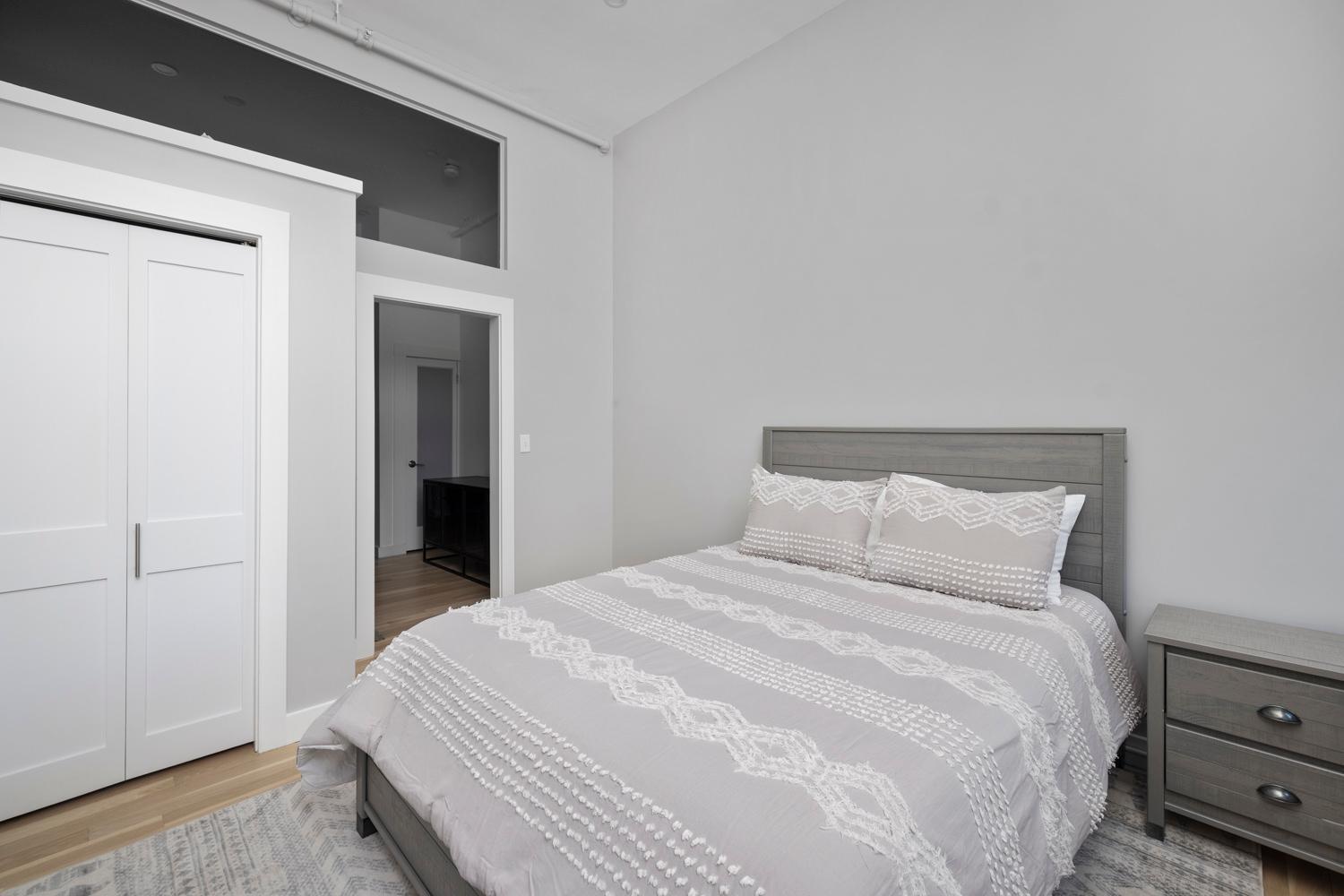 Modern Remodeled Loft In Portlands Iconic Old Port Apartment Bagian luar foto